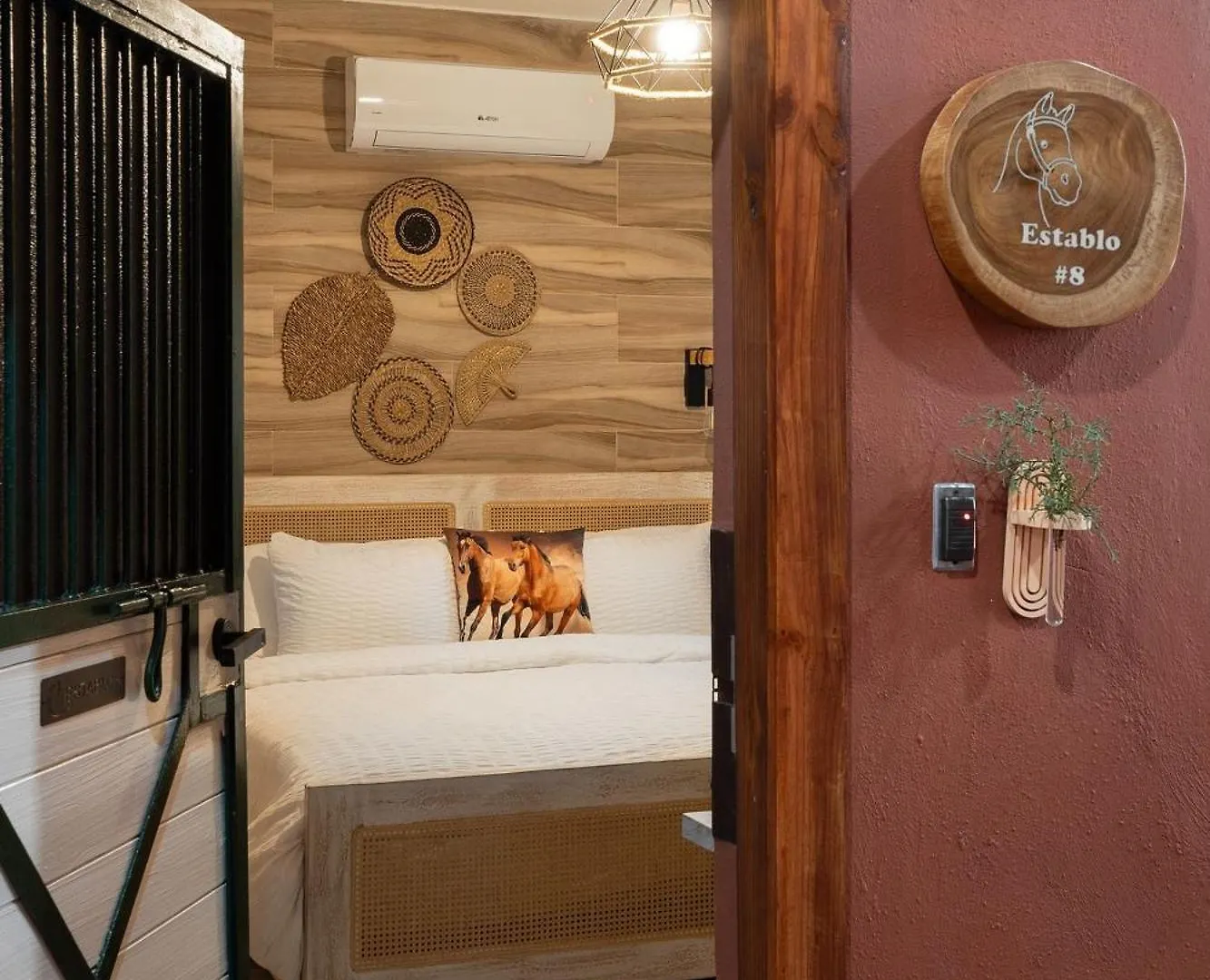 Hotel El Establo Jarabacoa