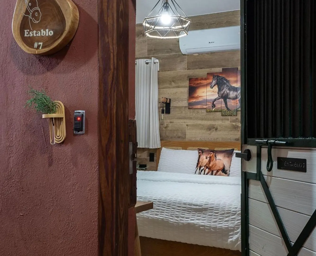 Hotel El Establo Jarabacoa
