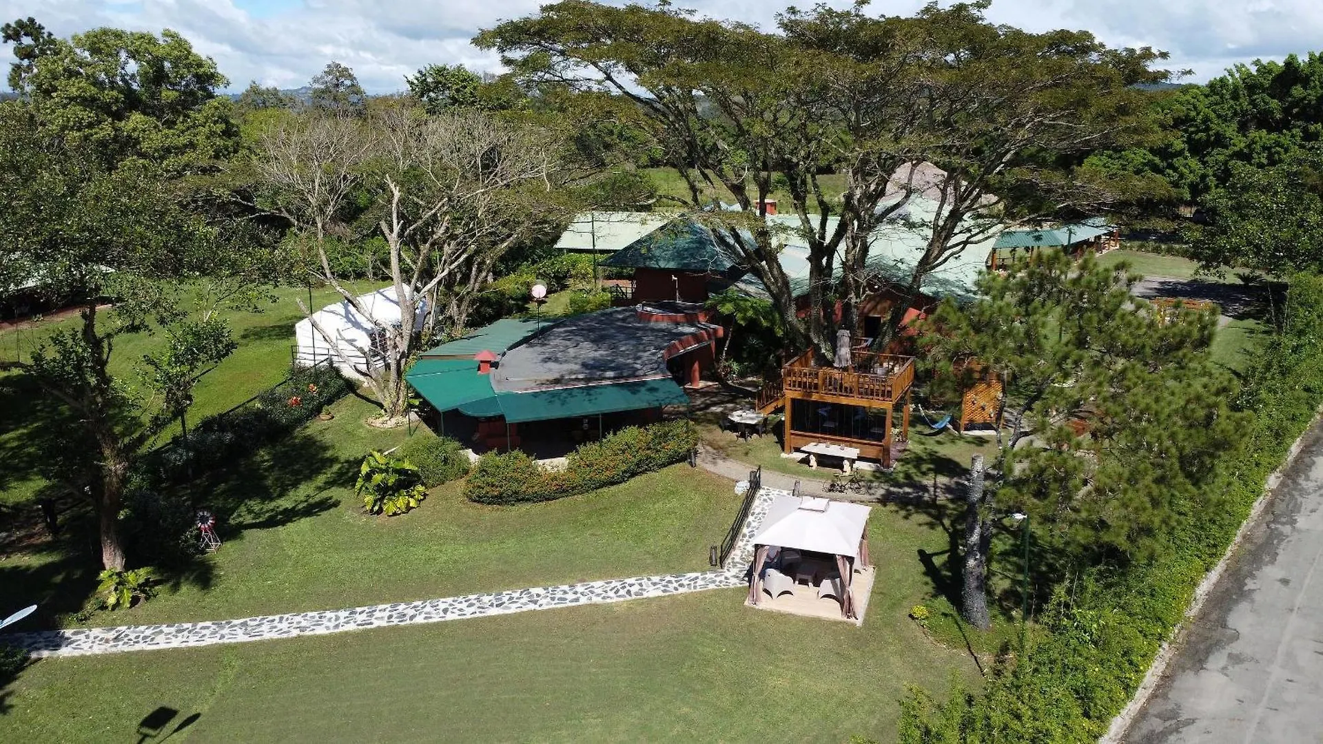 Hotel El Establo Jarabacoa